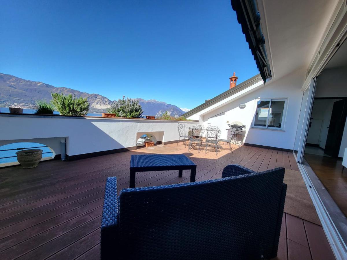 Apartamento Attico Dei Castelli Verbania Exterior foto