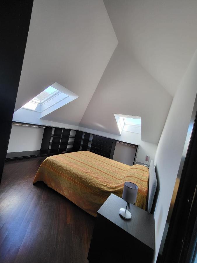 Apartamento Attico Dei Castelli Verbania Exterior foto